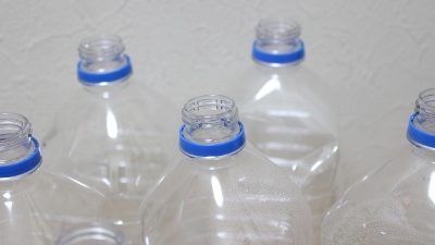 PETボトル2 (400x267) PETボトル2 (400x267)