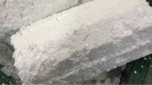 圧縮後の発泡スチロール